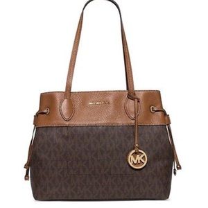 🆑 MICHAEL KORS MARINA BAG